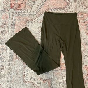 Lululemon super high waisted groove pant